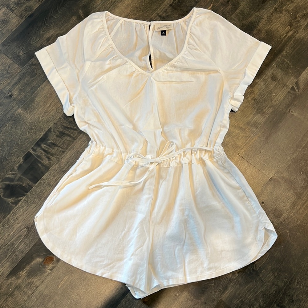Universal Thread Medium Romper - image 1